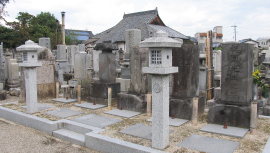 宇田川家三代墓所